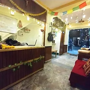 Genesis Homestay Hostal